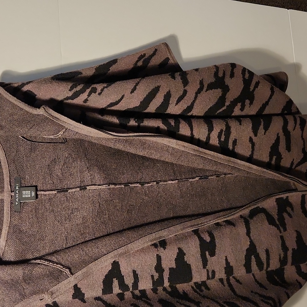 TAHARI S/M - Picture 3 of 5